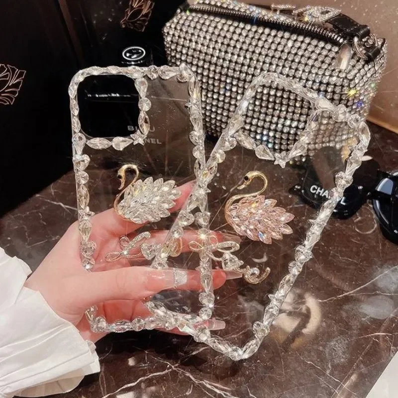 Diamond Love Crystal Swan Phon - đánh giá và giá Phone Cases Arc