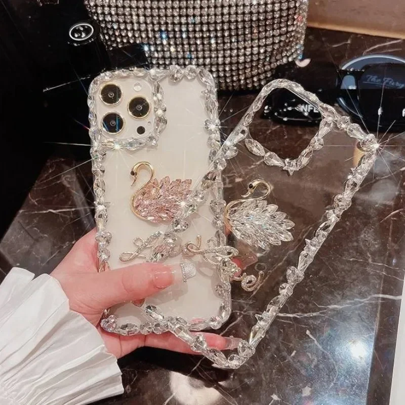 Diamond Love Crystal Swan Phon - đánh giá và giá Phone Cases Arc