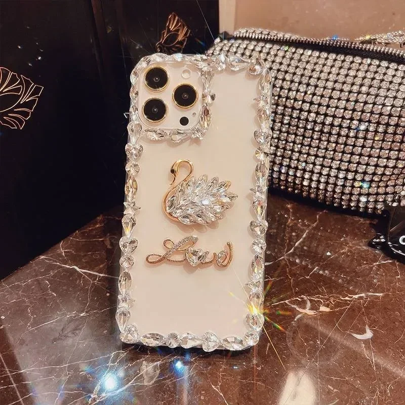 Diamond Love Crystal Swan Phon - đánh giá và giá Phone Cases Arc